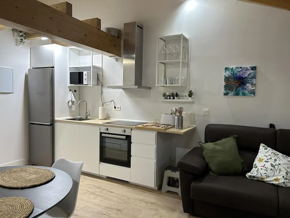 Hiri Zahar Suites 3 Ντουράνγκο